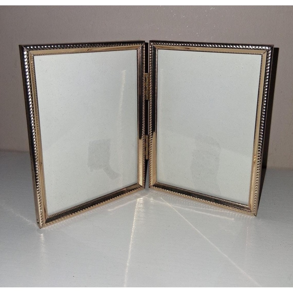Vintage Double Hinged Brass Tone Folding Picture Frame 4.25x3